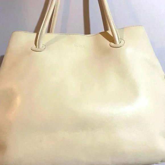 Furla beige leather satchel handbag - Picture 2 of 13